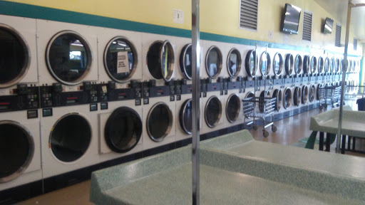 Laundromat «Laundromart North Fort Myers», reviews and photos, 216 Pondella Rd, North Fort Myers, FL 33903, USA