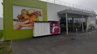 Carrefour Contact à Vélines