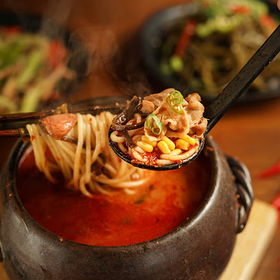 Yunshang Rice Noodle (Downtown Toronto)