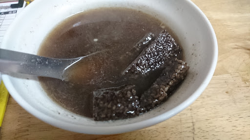 台南市官田區美食 嘉南高爾夫球場 景觀餐廳 網友評價 菜單 推薦餐點 食記 外送優惠 飢餓黑熊app