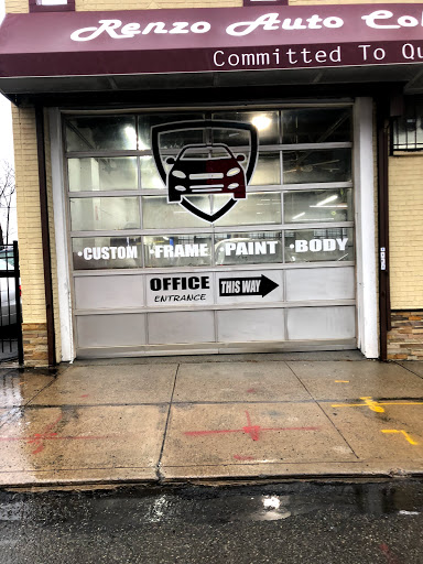 Auto Body Shop «Renzo Auto Collision and Repair», reviews and photos, 265 E 3rd St, Mt Vernon, NY 10553, USA