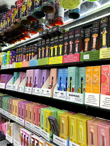 Vaporizer Store «Miami Vape Smoke Shop», reviews and photos, 471 NE 167th St, North Miami Beach, FL 33162, USA