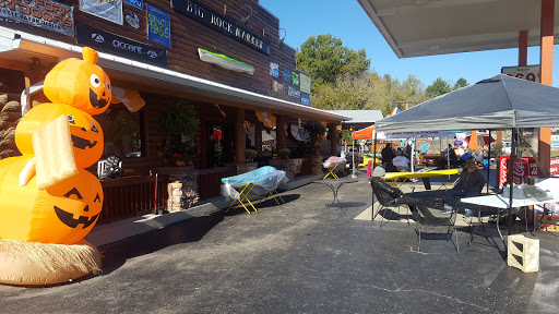 Canoe & Kayak Store «Caney Fork Outdoors - River Store», reviews and photos, 1193 Wolf Creek Rd, Silver Point, TN 38582, USA