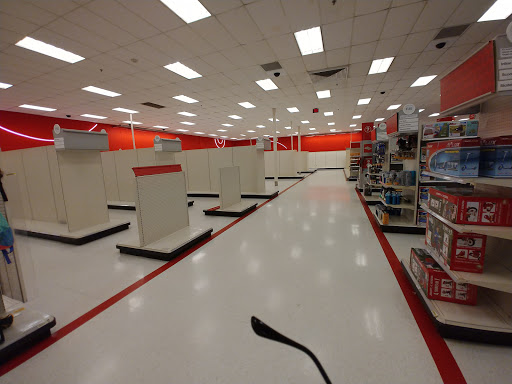 Department Store «Target», reviews and photos, 18000 Vernier Rd, Harper Woods, MI 48225, USA