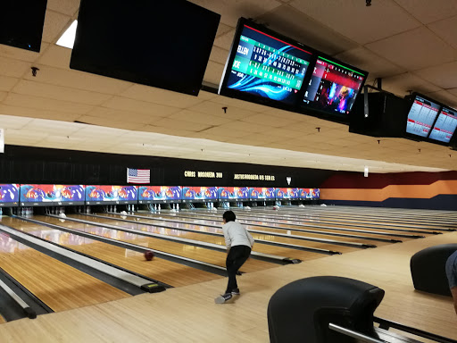 Bowling Alley «Monterey Lanes», reviews and photos, 2161 Fremont St, Monterey, CA 93940, USA