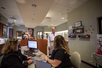 تكساس أوكولوبلاستيك للاستشارات - فرع واكو - Texas Oculoplastic Consultants - Waco Branch