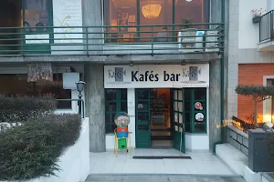 Kafés Bar image