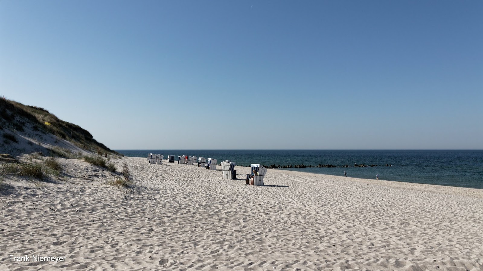 Foto von Hörnum Weststrand mit langer gerader strand