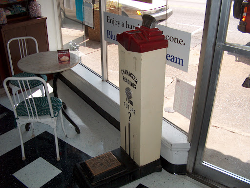 Pharmacy «Chapman Drug Company-Pharmacy», reviews and photos, 615 N Central Ave, Hapeville, GA 30354, USA