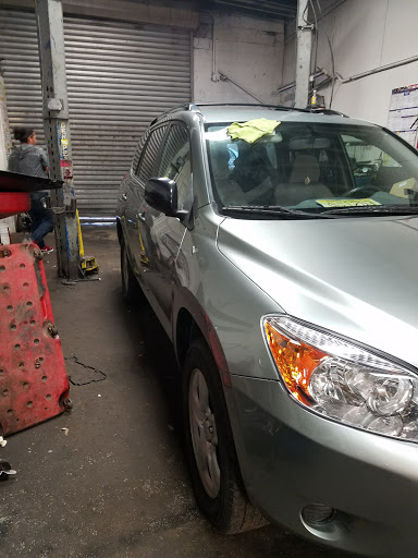 Auto Repair Shop «David Local Auto Repair Shop & Auto Engine Repair, Brake Reapir & Transmission Repair Jersey City NJ», reviews and photos, 1 Colgate St, Jersey City, NJ 07302, USA