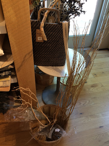 Furniture Store «west elm», reviews and photos, 15279 N Scottsdale Rd #125, Scottsdale, AZ 85254, USA