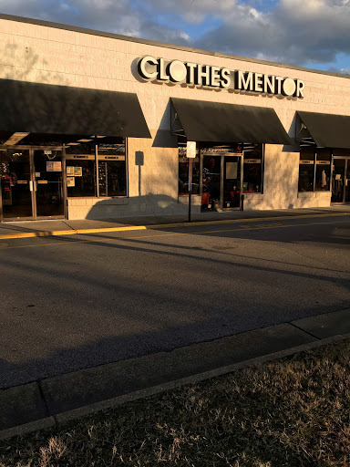 Used Clothing Store «Clothes Mentor», reviews and photos, 2701 N Mall Dr, Virginia Beach, VA 23452, USA