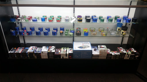 Vaporizer Store «Still Smokin Smoke Shop & Vape Bar», reviews and photos, 6359 Westheimer Rd, Houston, TX 77057, USA