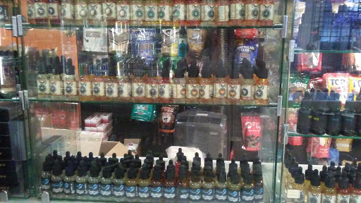 Tobacco Shop «Tobacco World», reviews and photos, 335 S Columbia River Hwy, St Helens, OR 97051, USA