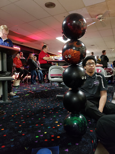 Bowling Alley «Astro Lanes», reviews and photos, 32388 John R Rd, Madison Heights, MI 48071, USA
