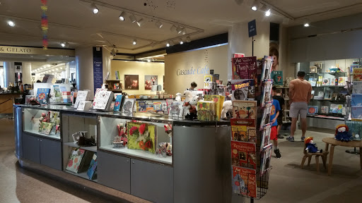 Gift Shop «The Gallery Shops», reviews and photos, 401 Constitution Ave NW, Washington, DC 20565, USA