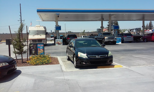 Convenience Store «ampm», reviews and photos, 600 S Lovers Ln, Visalia, CA 93292, USA