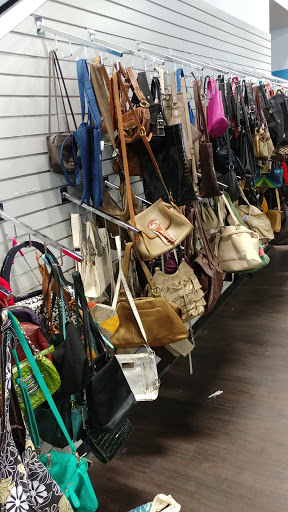 Thrift Store «Goodwill - Santa Monica», reviews and photos