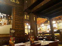 Atmosphère du Restaurant de grillades à l'américaine Old Wild West à Lieusaint - n°18