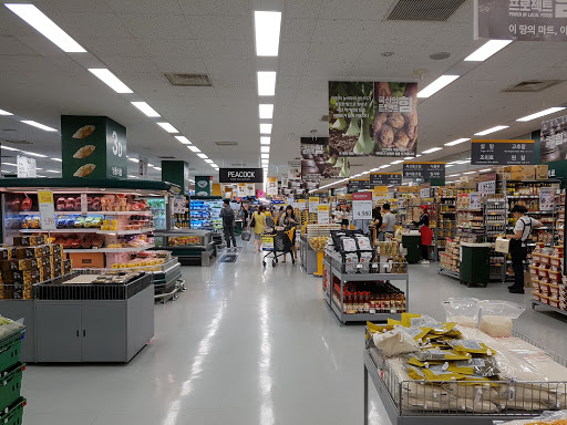 Big supermarkets Seoul