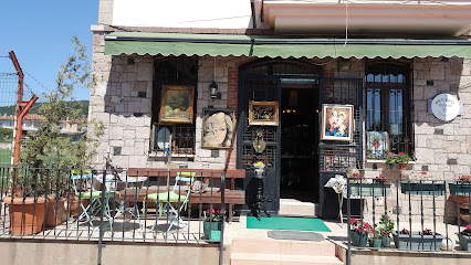 Antikacı Dükkanı - Cunda
