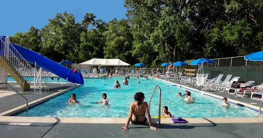 Recreation Center «Lillian L. Lutz Recreation Center», reviews and photos, 1195 Half Day Rd, Highland Park, IL 60035, USA