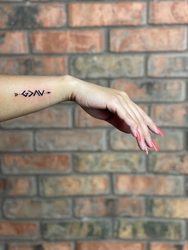 Explore oyster tattoo ideas, creative tattoo ideas in Houston, available at The Dark Anchor