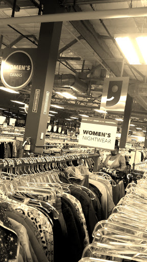 Thrift Store «48th & Baseline Goodwill Retail Store & Donation Center», reviews and photos, 2700 W Baseline Rd, Tempe, AZ 85283, USA