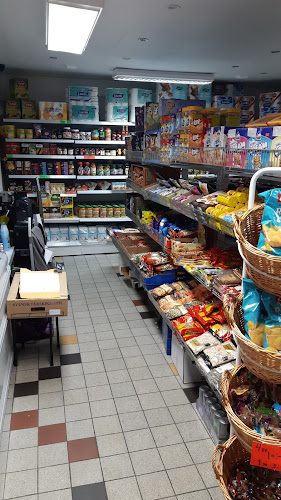 Recensioner om Kyrkbytorget Frukt och Livs i Göteborg - Livsmedelsbutik