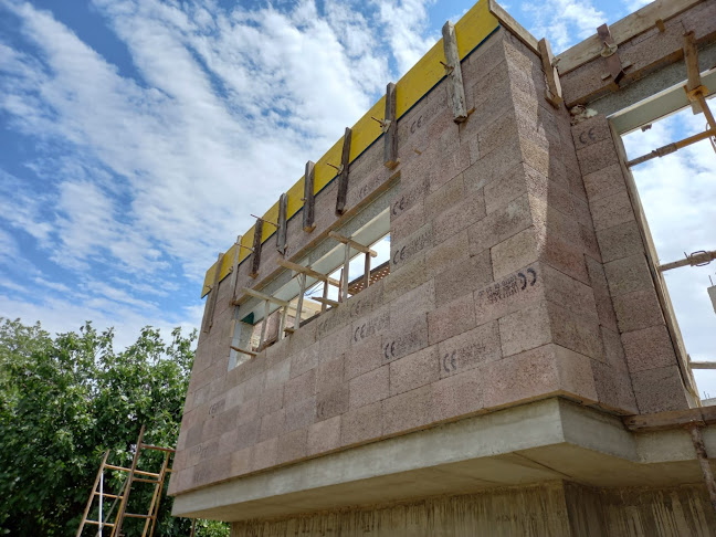 AREADOBRAS - Engenharia e Construção Sustentável