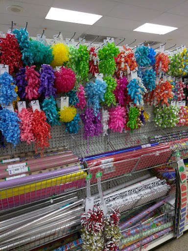 Dollar Store «Dollar Tree», reviews and photos, 4005 Manzanita Ave #32, Carmichael, CA 95608, USA