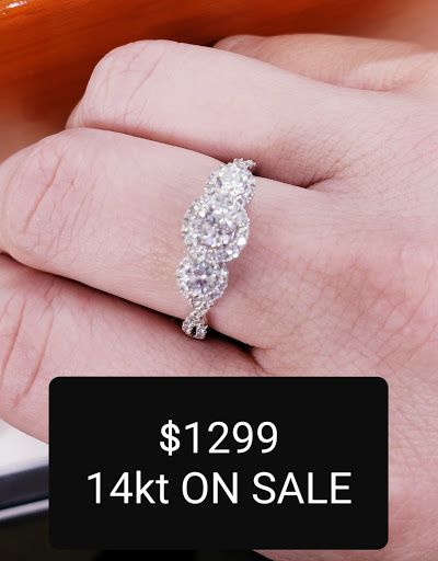 Jewelry Store «Premier Jewelers», reviews and photos, 9810 Baymeadows Rd #11, Jacksonville, FL 32256, USA