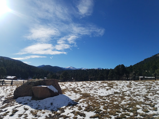 Day Spa «TallGrass Aveda Spa & Salon», reviews and photos, 997 Upper Bear Creek Rd, Evergreen, CO 80439, USA