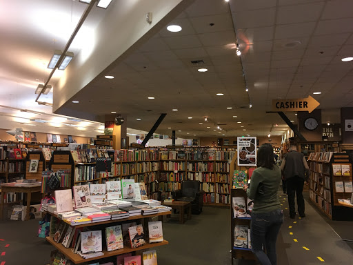 Book Store «Third Place Books», reviews and photos, 17171 Bothell Way NE, Seattle, WA 98155, USA