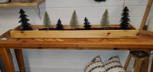 Used Furniture Store «Consign Design Interior», reviews and photos, 5556 Atlanta Hwy, Flowery Branch, GA 30542, USA