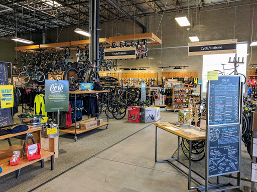 Camping Store «REI», reviews and photos, 9755 Northlake Centre Pkwy, Charlotte, NC 28216, USA