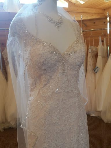 Wedding Store «The Wedding Parlour», reviews and photos, 925 NE 1st St, Grand Rapids, MN 55744, USA