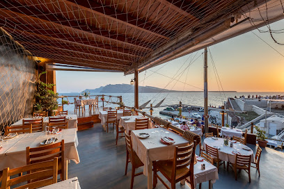 Ammoudi Fish Tavern - Ammoudi Bay, Santorini, Oia, Ammoudi 847 02, Greece