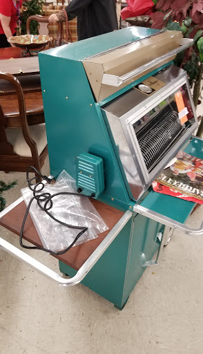 Thrift Store «The Salvation Army Family Store & Donation Center», reviews and photos, 66011 Van Dyke, Washington, MI 48095, USA