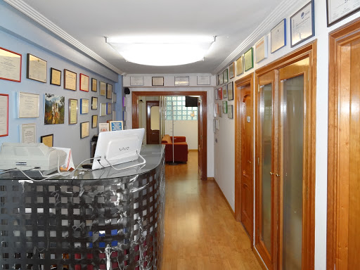 Información y opiniones sobre Clínica Dentplus / Clínica Dental en León | Dentista en León de León