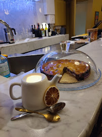 Plats et boissons du Restaurant La Cerise sur la Pizza - Place des Vosges à Paris - n°9