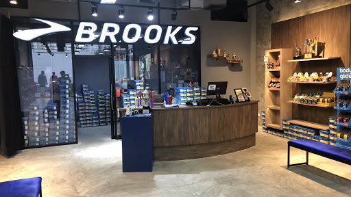 Brooks Running Thailand - Flagship Store