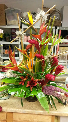 Florist «Old Louisville Flower Studio and Gifts and Events», reviews and photos, 1217 S 4th St, Louisville, KY 40203, USA