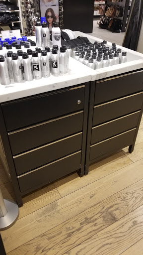 Clothing Store «Express», reviews and photos, 4090 The Strand E, Columbus, OH 43219, USA