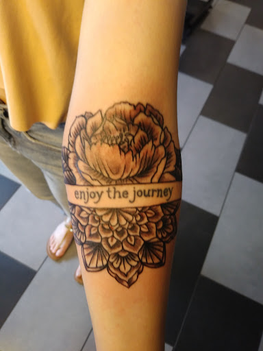 Tattoo Shop «Purgatory Tattoos», reviews and photos, 11001 East 39th St S, Independence, MO 64052, USA