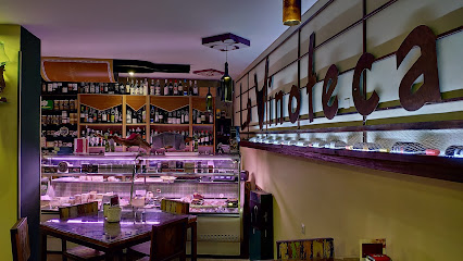 La Vinoteca Bar Noja - Pl. de la Villa, 3B, 39180 Noja, Cantabria, Spain