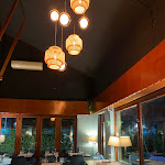 Photo n°3 de l'avis de Leonardo.o fait le 01/04/2023 à 15:57 sur le  Sorrentino Trattoria Di Mare tenda rossa à Trieste