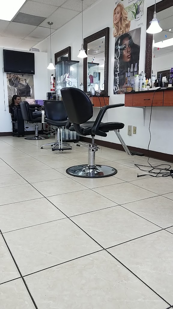 Seduction & Glam Beauty Salon 33134