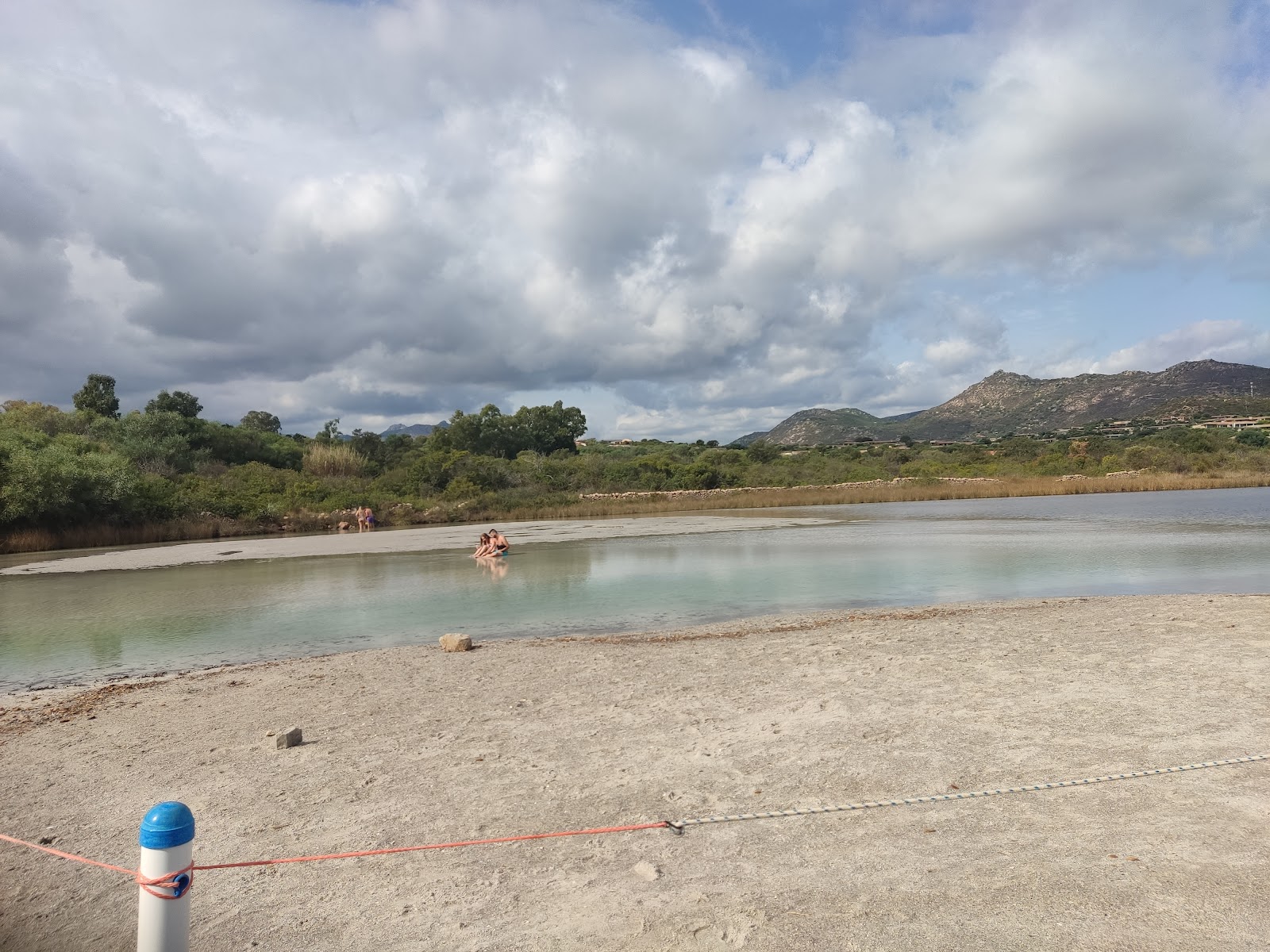 Fotografie cu Spiaggia Lu Postu zonă sălbatică