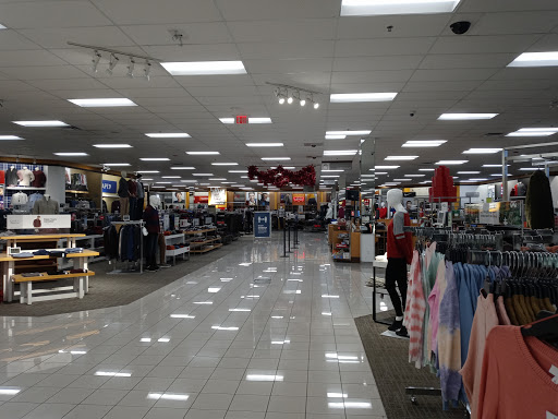 Department Store «Target», reviews and photos, 2100 N 2nd St, Millville, NJ 08332, USA